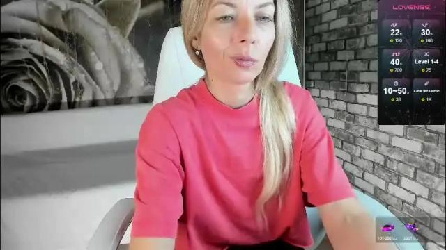 Image 12 of eva_melow Stream on Chaturbate on 2 months ago