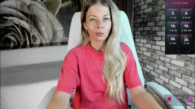 Image 3 of eva_melow Stream on Chaturbate on 2 months ago