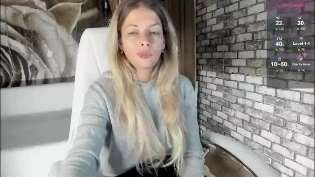 Image 7 of eva_melow Stream on Chaturbate on 1 month ago