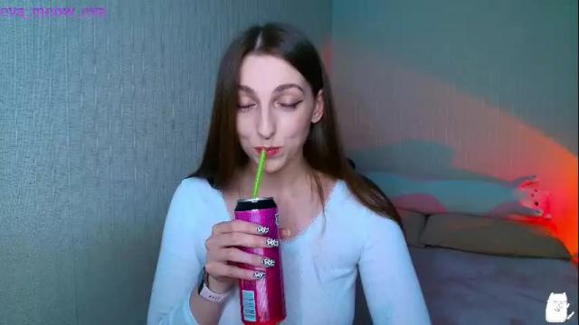 Image 2 of eva_meow_eva Stream on Chaturbate on 4 days ago