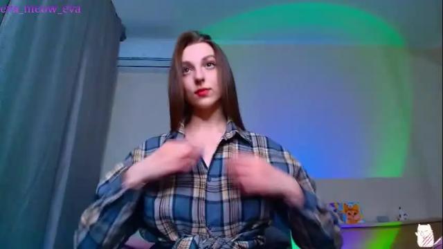 Image 4 of eva_meow_eva Stream on Chaturbate on 4 months ago