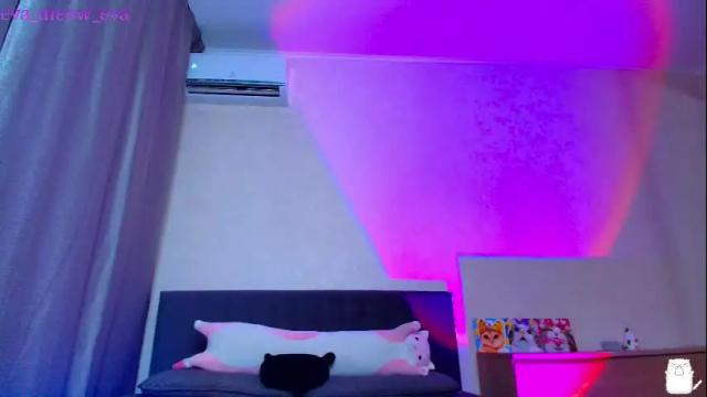 Image 3 of eva_meow_eva Stream on Chaturbate on 3 months ago