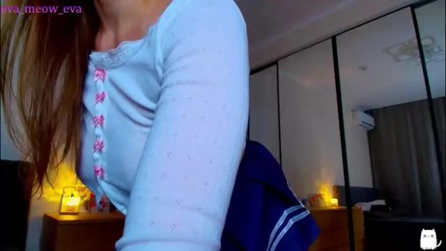 Image 4 of eva_meow_eva Stream on Chaturbate on 9 days ago