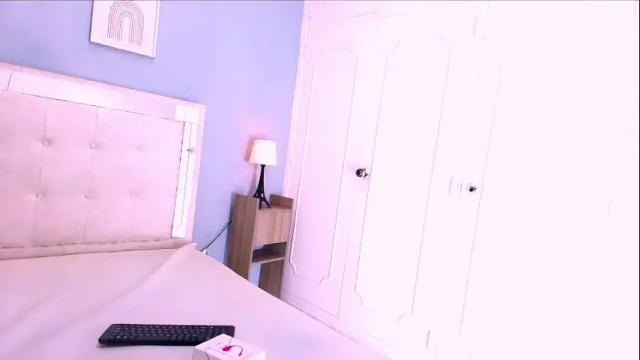 Image 2 of eva_monwalker Stream on Chaturbate on 1 month ago