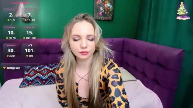 Image 4 of eva_moran Stream on Chaturbate on 1 month ago