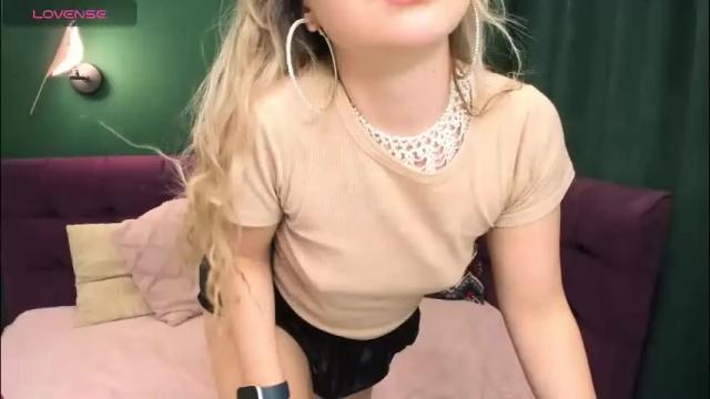 Image 4 of eva_moran Stream on Chaturbate on 1 month ago