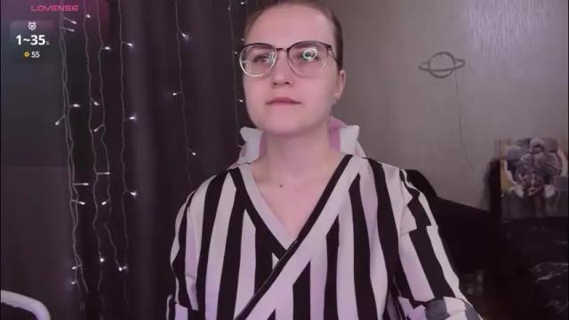 Image 10 of eva_orchid Stream on Chaturbate on 2 months ago