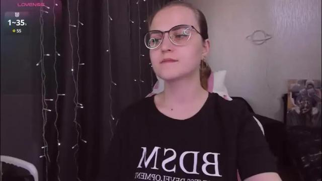 Image 11 of eva_orchid Stream on Chaturbate on 2 months ago