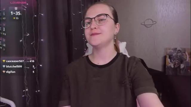 Image 8 of eva_orchid Stream on Chaturbate on 26 days ago