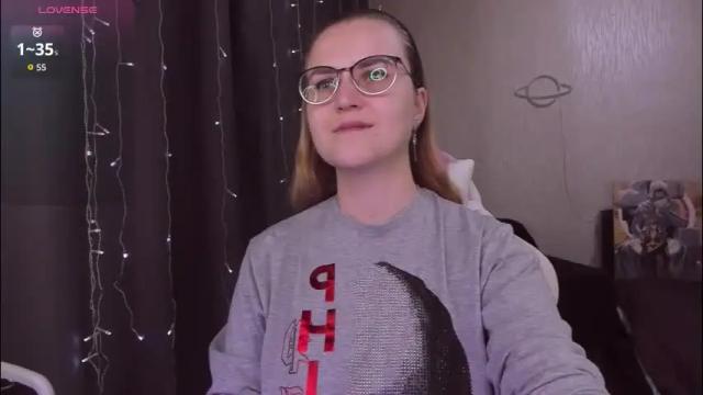 Image 4 of eva_orchid Stream on Chaturbate on 19 days ago