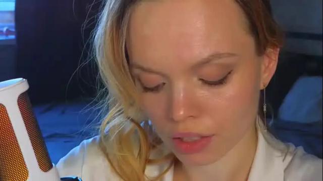 Image 3 of eva_sinn Stream on Chaturbate on 28 days ago