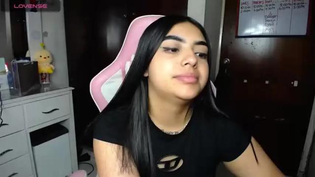 Image 3 of eva_six_ Stream on Chaturbate on 14 months ago