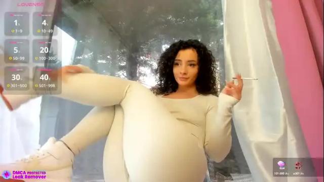 Image 2 of eva_teilor Stream on Chaturbate on 1 month ago
