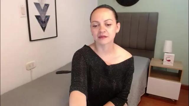 Image 8 of eva_villa Stream on Chaturbate on 15 days ago