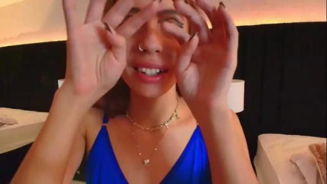 Image 10 of evaa_cloee Stream on Chaturbate on 1 month ago