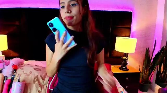 Thumbnail 3, evaa_cloee's Stream at Chaturbate, 1 month ago