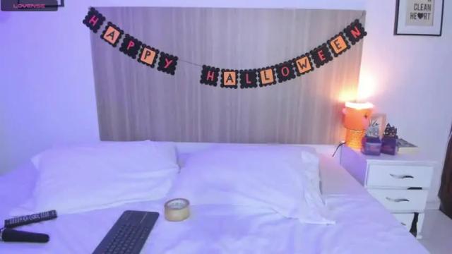 Image 6 of evaa_queen_ Stream on Chaturbate on 20 months ago