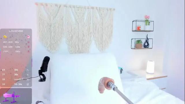 Image 10 of evaa_rosee Stream on Chaturbate on 1 month ago