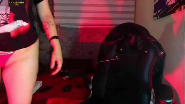 Image 8 of evaafoxxy_ Stream on Chaturbate on 1 month ago