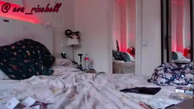 Image 2 of evaandskate Stream on Chaturbate on 8 months ago