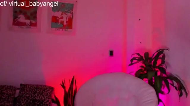 Image 6 of evaarosse_ Stream on Chaturbate on 21 months ago