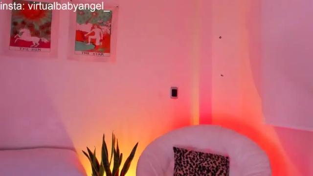Image 10 of evaarosse_ Stream on Chaturbate on 21 months ago