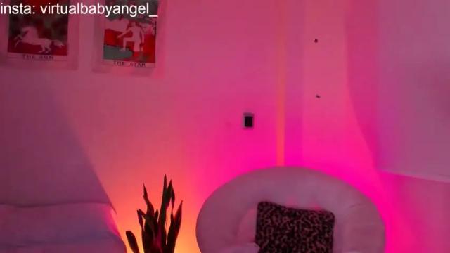 Image 12 of evaarosse_ Stream on Chaturbate on 21 months ago