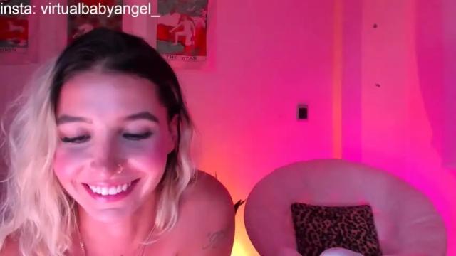 Image 2 of evaarosse_ Stream on Chaturbate on 21 months ago