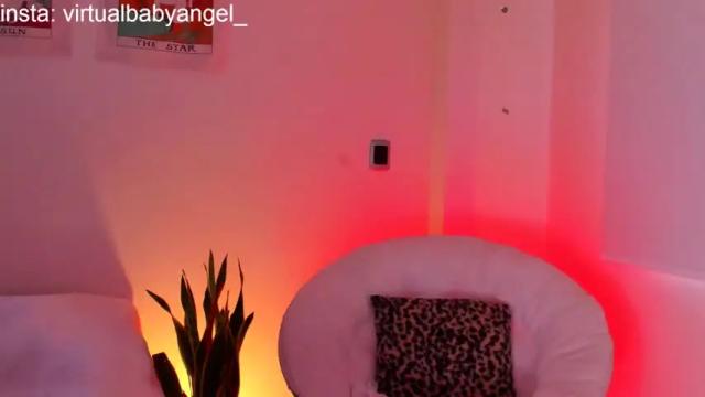 Image 4 of evaarosse_ Stream on Chaturbate on 20 months ago