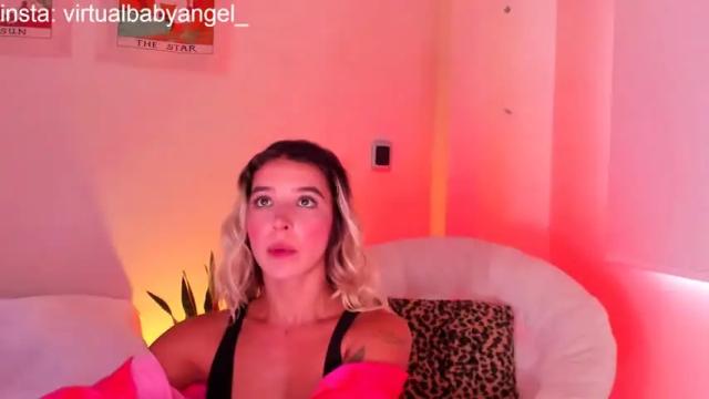 Image 7 of evaarosse_ Stream on Chaturbate on 20 months ago
