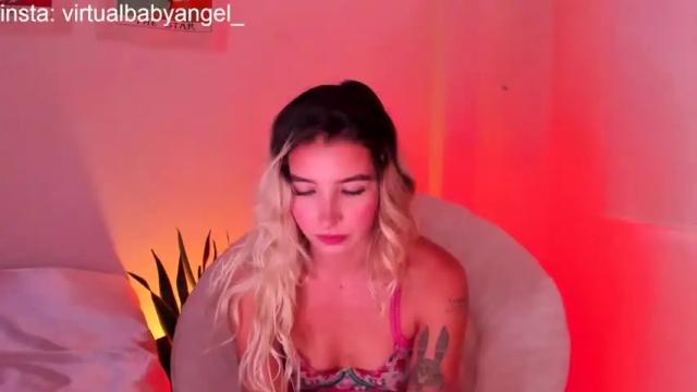 Image 8 of evaarosse_ Stream on Chaturbate on 20 months ago