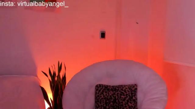 Image 12 of evaarosse_ Stream on Chaturbate on 20 months ago