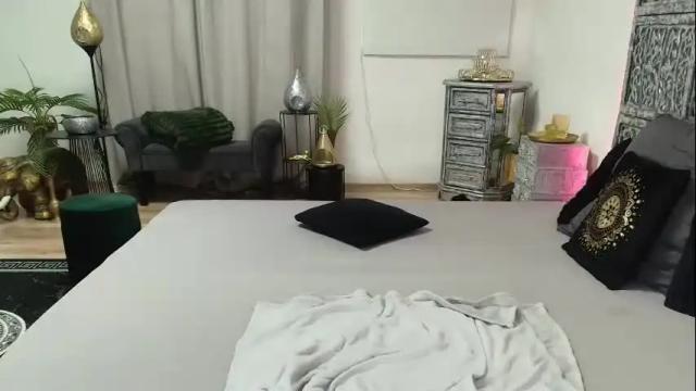 Image 4 of evabarbi Stream on Chaturbate on 20 days ago