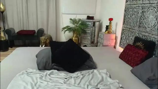 Image 11 of evabarbi Stream on Chaturbate on 2 months ago