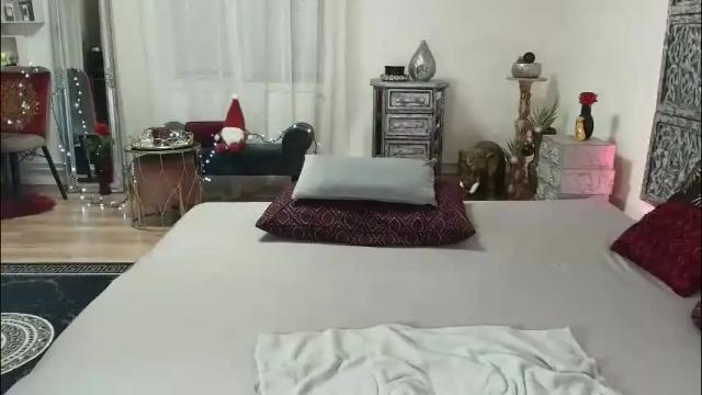 Image 8 of evabarbi Stream on Chaturbate on 29 days ago