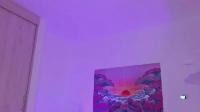 Image 2 of evableck_ Stream on Chaturbate on 15 months ago