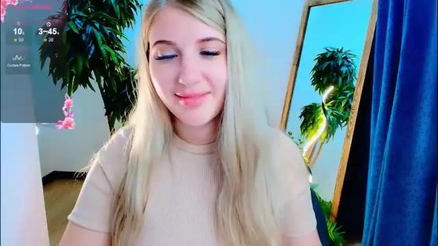 Image 10 of evacadooo Stream on Chaturbate on 2 months ago