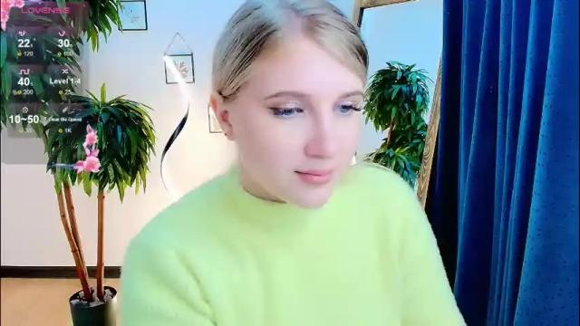 Image 8 of evacadooo Stream on Chaturbate on 2 months ago