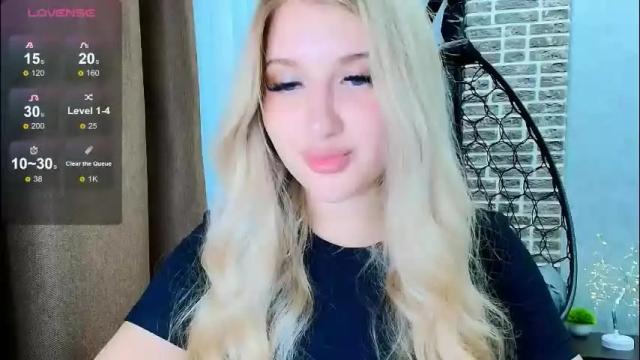 Image 8 of evacadooo Stream on Chaturbate on 2 months ago