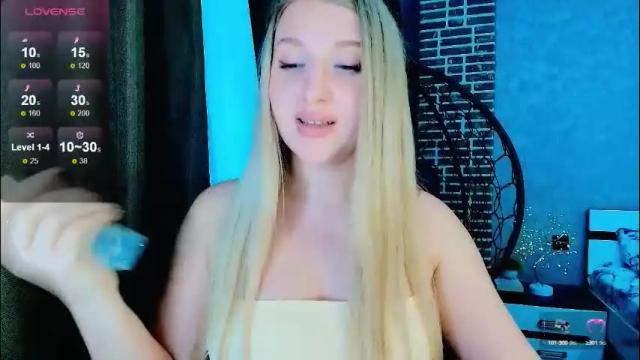 Thumbnail 2, evacadooo's Stream at Chaturbate, 1 month ago