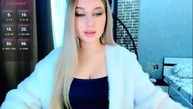 Image 4 of evacadooo Stream on Chaturbate on 1 month ago