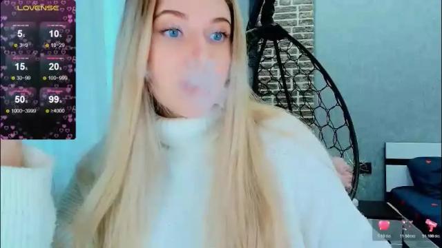 Image 12 of evacadooo Stream on Chaturbate on 8 days ago