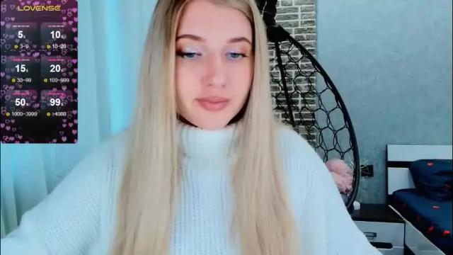 Image 6 of evacadooo Stream on Chaturbate on 8 days ago