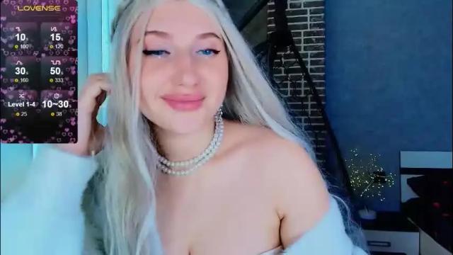 Image 8 of evacadooo Stream on Chaturbate on 2 days ago