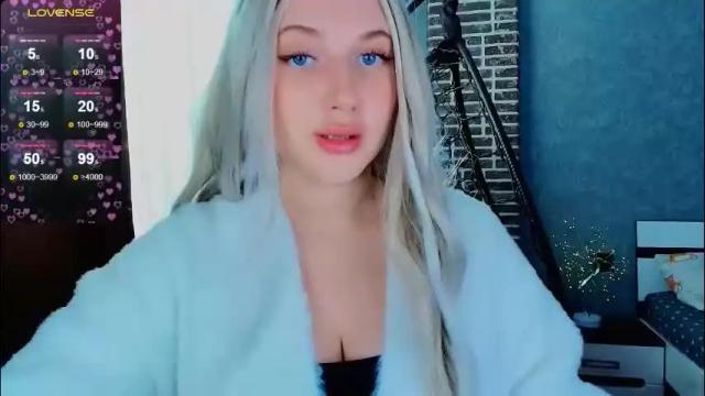 Image 6 of evacadooo Stream on Chaturbate on 2 months ago