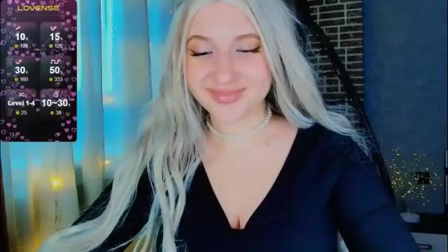 Image 4 of evacadooo Stream on Chaturbate on 2 months ago