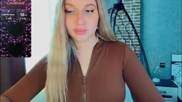 Image 11 of evacadooo Stream on Chaturbate on 2 months ago