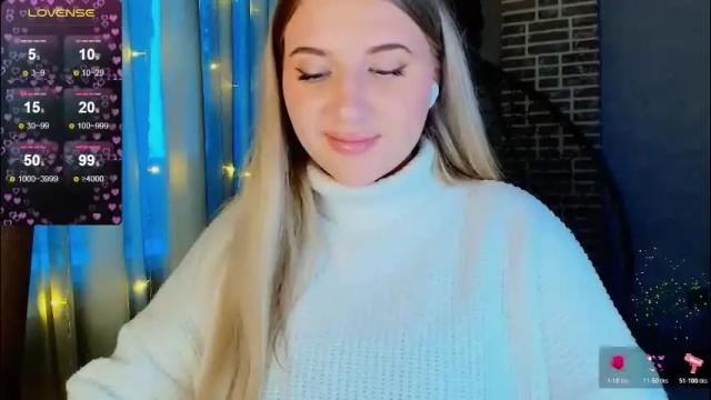 Image 10 of evacadooo Stream on Chaturbate on 2 months ago