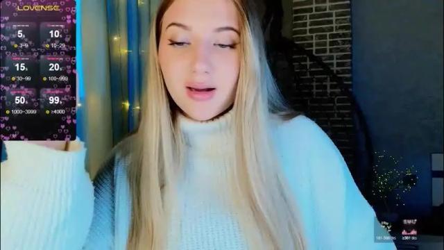 Image 2 of evacadooo Stream on Chaturbate on 2 months ago