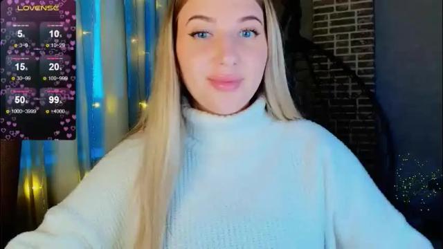 Image 6 of evacadooo Stream on Chaturbate on 2 months ago